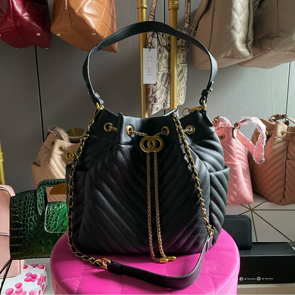 Chevron Quilted Bucket Bag - Black